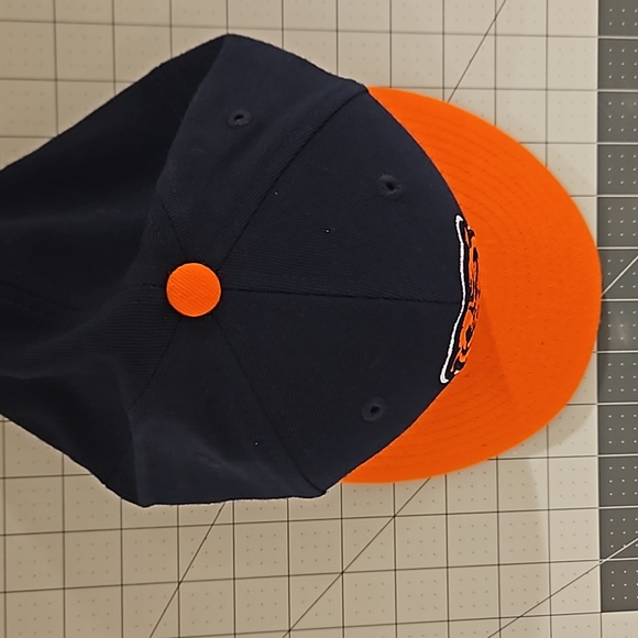 Unworn vintage Bears NFL cap 7 3/4 - Picture 5 of 5